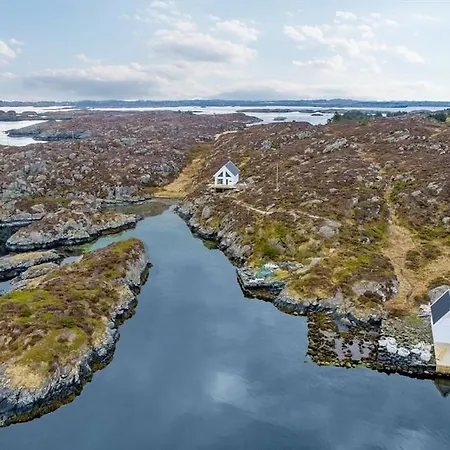 Semesterbostad Havslottet Pa Feoy